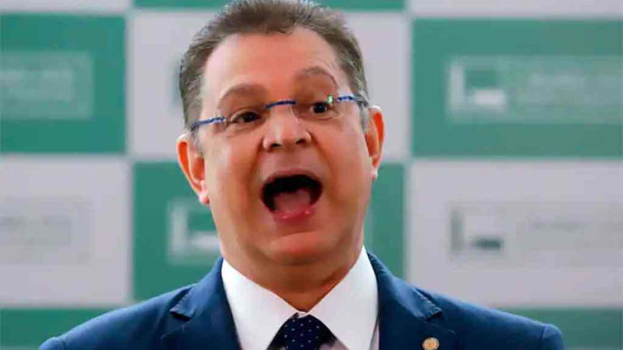Dino rebate a justificativa de líder do PL sobre emenda parlamentar