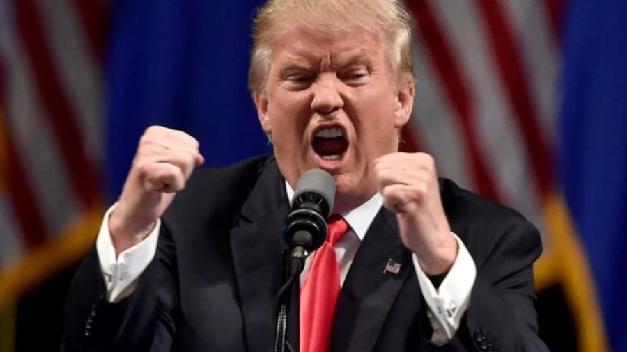 Trump anuncia suspensão de bombardeios contra militantes no Iêmen