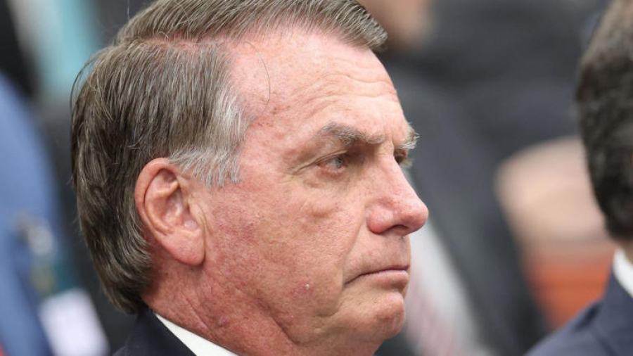 Não vou sair do Brasil, me prendam, diz Bolsonaro