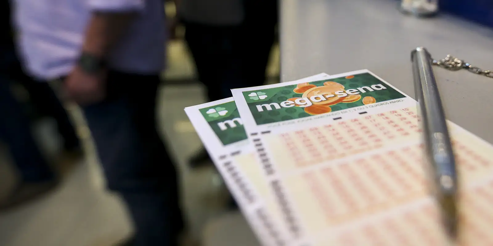 Apostas de Goiânia e Caraguatatuba levam R$ 103 milhões na Mega-Sena